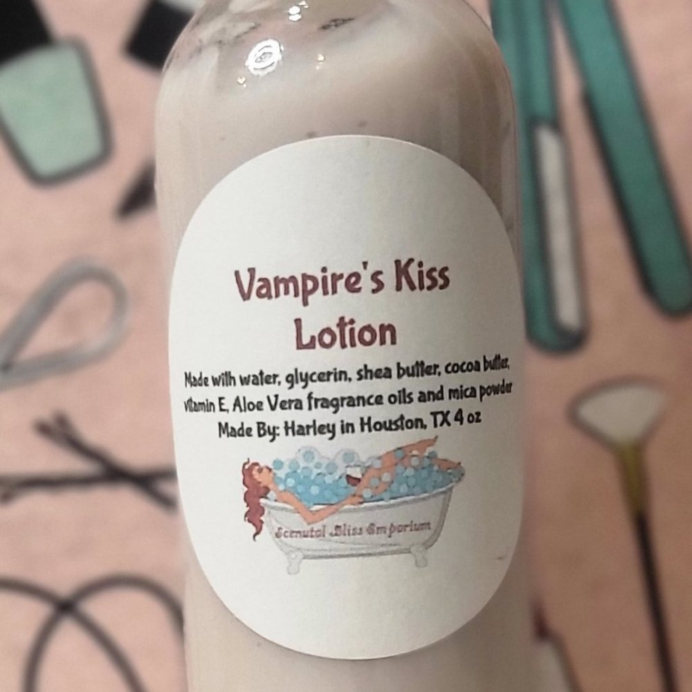 Vampire's Kiss Aloe Vera Lotion